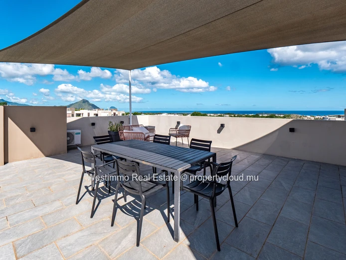 Furnished apartment for rent in Flic en Flac with rooftop