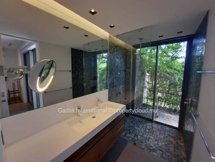 Résidence Prestige à Anahita : Location Villa 5 Suites avec Piscine et Jardin Privé