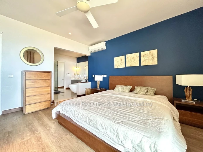 Tamarin – 3-Bedroom Beachfront Apartment