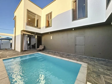7 Bedroom House