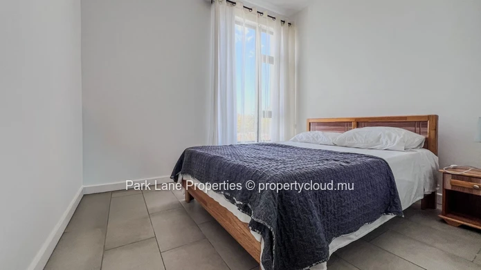 Appartement moderne de 2 chambres avec parking, idéalement situé près de CyberCity