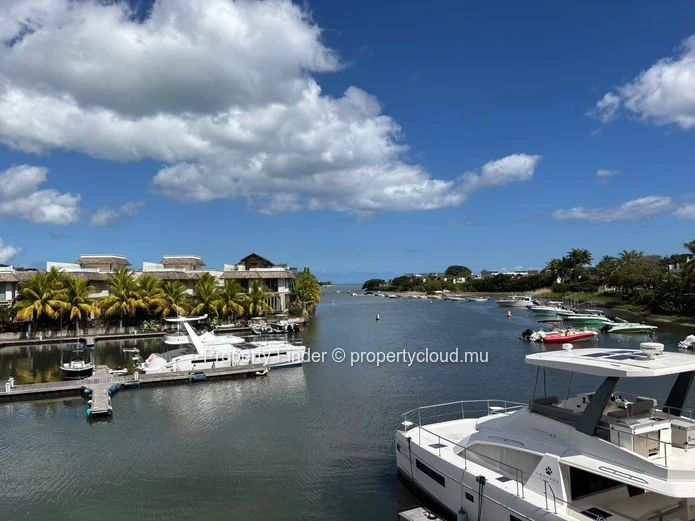 Exceptional Marina Residence – Luxury Waterfront Living in Black River