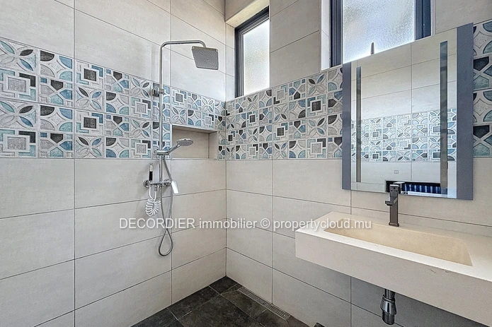 Property with 4 Apartments