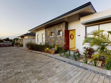 3 Bedroom Villa