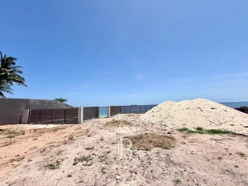 Commercial Land
