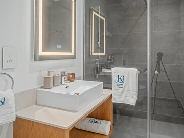 3 Bedroom Penthouse