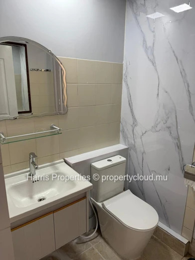 Beautiful Triplex for Rent in Pereybere