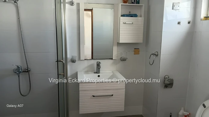 Semi Detached Townhuse For Rent