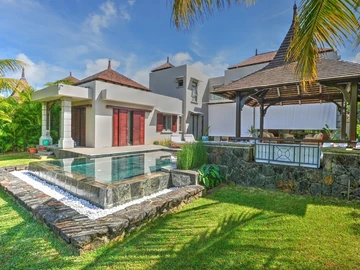 Modern Elegance on the Fairways – Heritage Villas Valriche