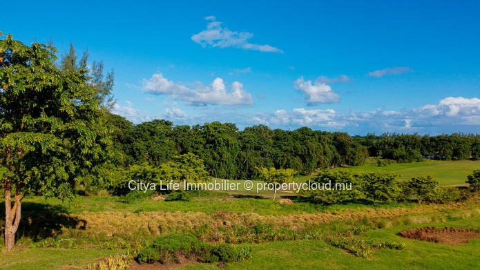 Terrain IRS à vendre à Bel Ombre, 1.575m², propriété LP, Rs.