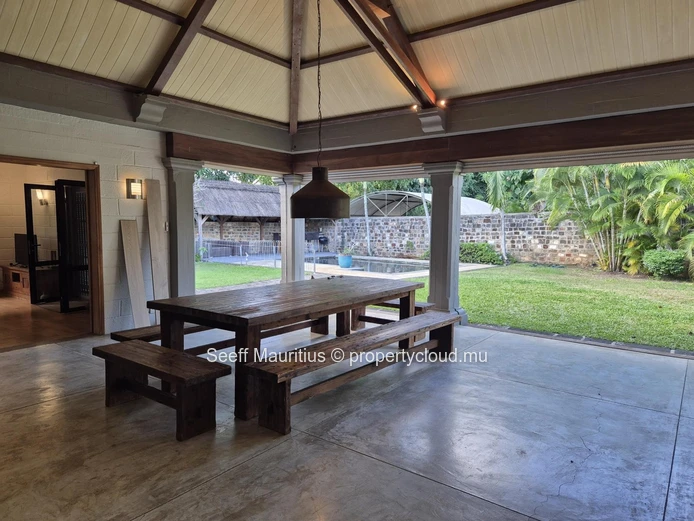 Spacious house in Pereybere