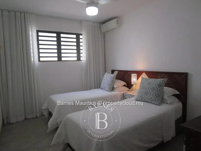 BLUE BAY - Beachfront apartment - 2 bedrooms