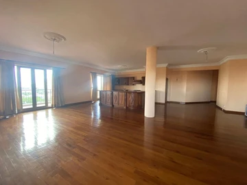 4 Bedroom Apartment
