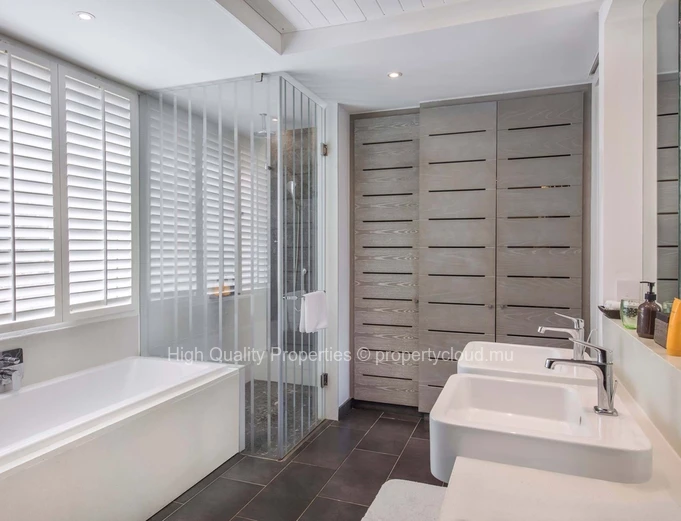 Studio à vendre à Belle Mare, Flacq - 2 chambres, accès plage, piscine, vente aux étrangers