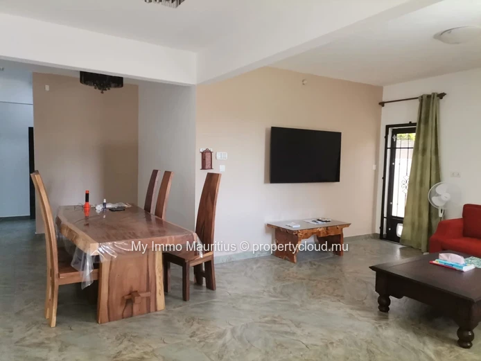 Pereybere – Fully Furnished 4-Bedroom Villa for Sale