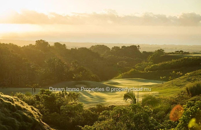 Grands Terrains Avec Vue Golf A Bois Cheri – Ile Maurice