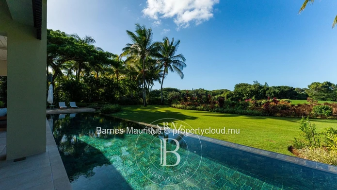 ANAHITA RESORT -  Villa contemporaine 5 chambres vue golf