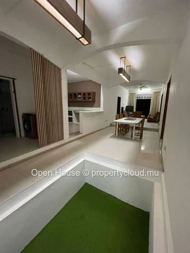 Mauritian Villa in Bain Boeuf, Pereybere - 290m², 8 Bedrooms.