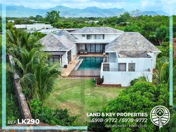 Villa d'Exception à Balaclava : Luxe et Piscine à Votre Porte