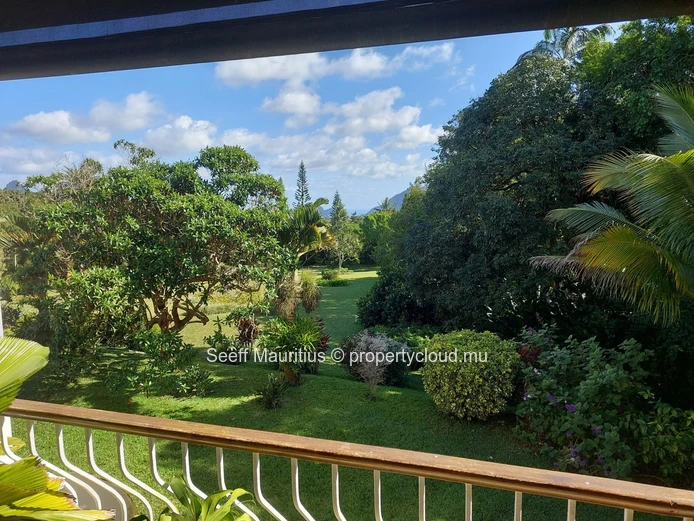 Appartement de 3 Chambres Avec Vue