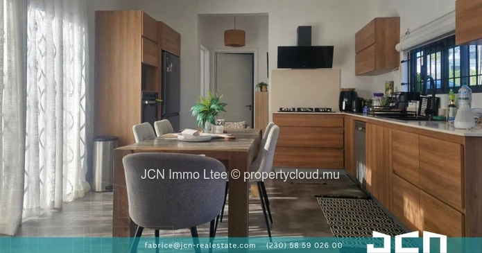 ?? À VENDRE | Magnifique Duplex Moderne — Floréal | 3 Min à Pied de So-Flo