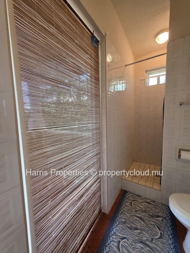 Beachfront house for sale in a secure residence in Calodyne