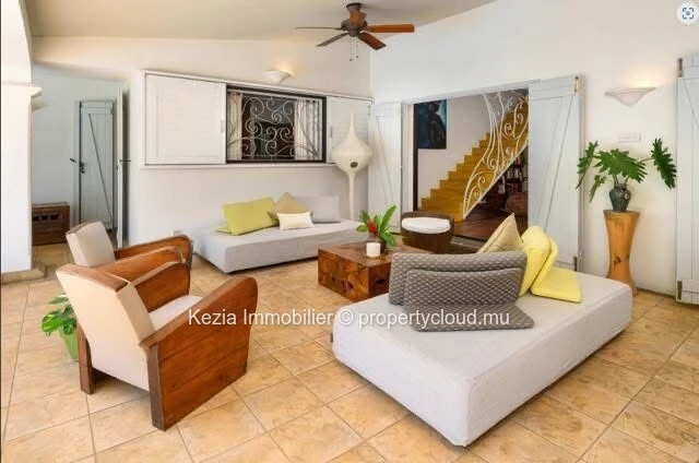 Character Villa In The Heart Of A Tropical Garden