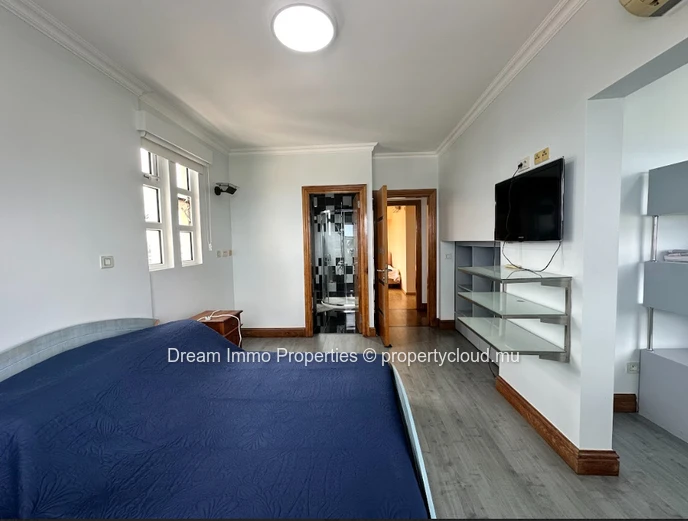 Superb Duplex Penthouse With Mountain Views In Quatre Bornes – Mauritius