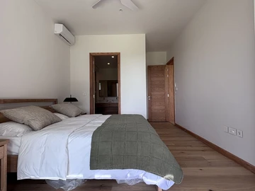 4 Bedroom Apartment