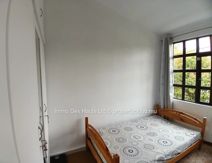 Maison de 5 chambres meublé en location long terme Curepipe 