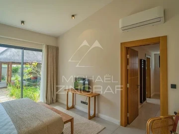 4 Bedroom Villa