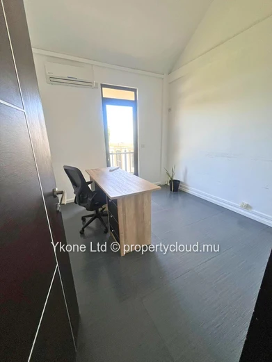 Professional Building For Rent In Grand Baie