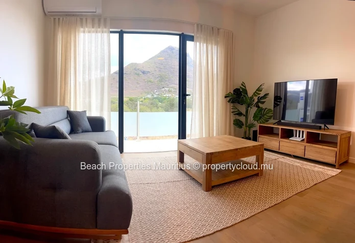 Modern Furnished 2 Bed Apt with Mountain View in Tamarin