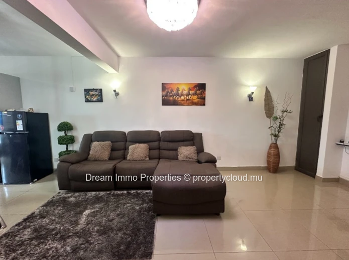Beautiful 3-Bedroom Apartment Close To Flic En Flac Beach – Mauritius