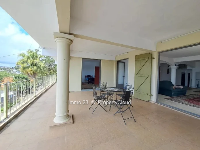 Appartement - 4 chambres - Curepipe