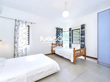 Exceptional Villa Facing Belle Mare Beach