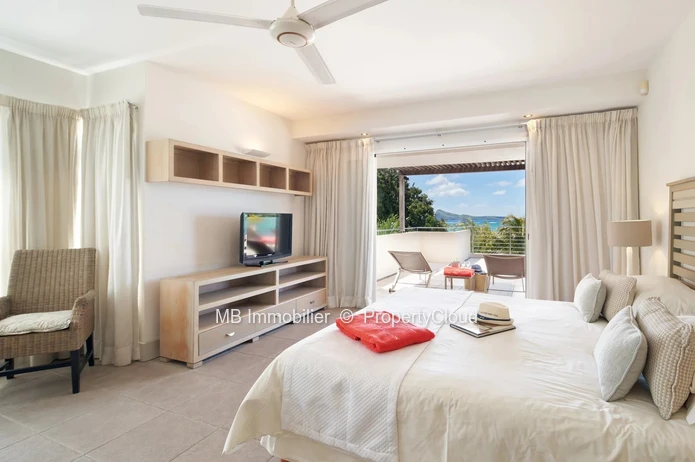 Beachfront Penthouse for sale