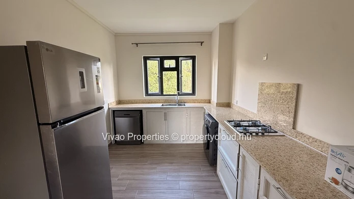 Brand new 3-bedroom furnished apartment, access to communal pool, walking distance to La Preneuse beach, Black River ...