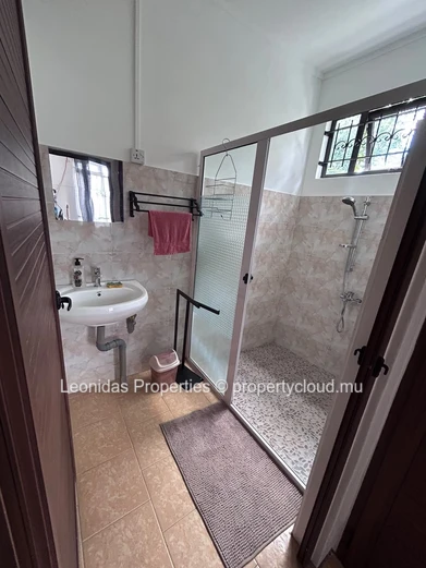 2 bedrooms house 
