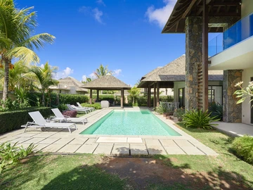 4 Bedroom Villa
