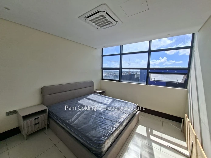 Appartement de deux chambres, idéalement situé au cœur de Grand Baie, à La Croisette.