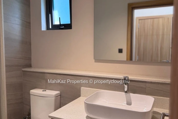 Apartments For Sale in Moka Smart City