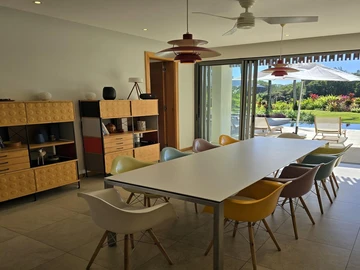 5 Bedroom Villa