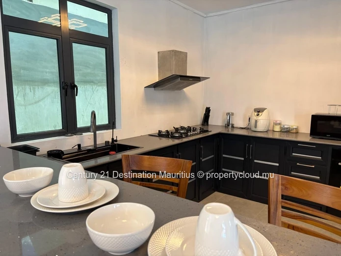 Brand New Family Home With Pool & Jacuzzi – North Coast
