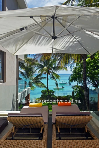 Péreybère - Superb 3 bedroom apartment on the beachfront