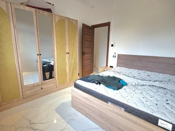5 Bedroom Villa