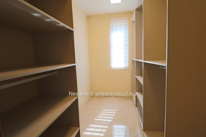Villa moderne de 3 chambres proche de la plage qui vous offre le confort de travailler de chez vous