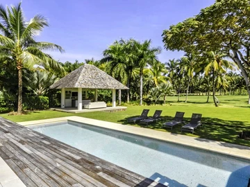 4 Bedroom Villa