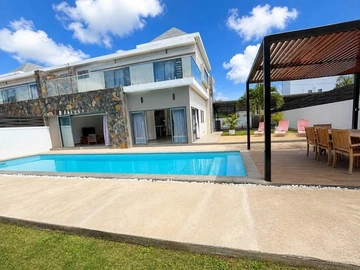 4 Bedroom Villa