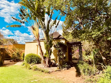 5 Bedroom Villa